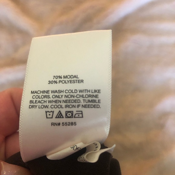 Express Relaxed Top - Picture 3 of 5